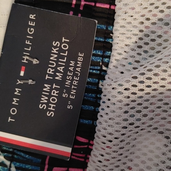 NWT Men's Tommy Hilfiger Colourful Swim Trunks Short size 3X - Picture 11 of 12